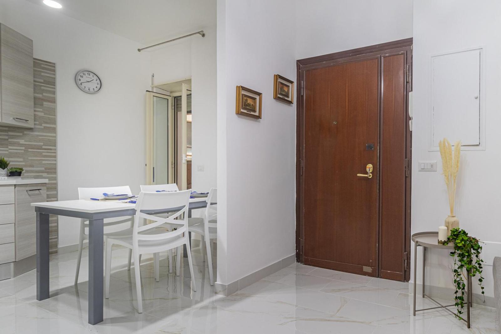 Facchinetti's Flat Rom